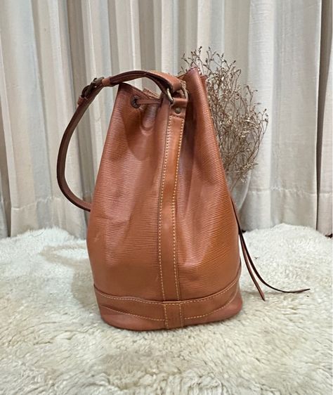 Louis Vuitton Epi Leather Petite Noe Should Bag GM รูปที่ 4