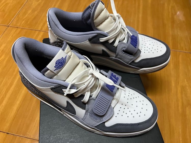 ม่วง อื่นๆ รองเท้าผ้าใบ UK 10 | EU 44 2/3 | US 10.5 Nike Air Jordan Legacy 312 Low White Purple Comet Blue Grey Men Shoes