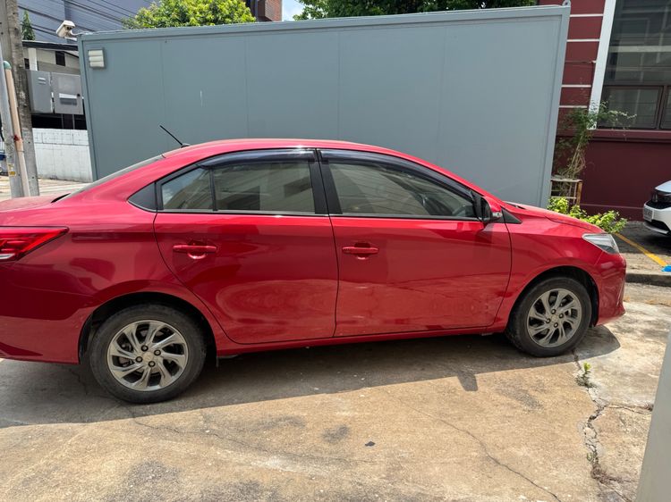 รถ Toyota รุ่นอื่นๆ รุ่นย่อยอื่นๆ สี แดง