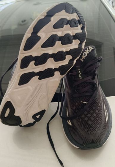 ขายถูก Hoka Clifton 9 สีดำ ขาวนิยม size 44-280cm สภาพสวย ของแท้ รูปที่ 5