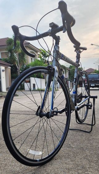 จักรยานเสือหมอบ TREK Alpha2.1 BONTRAGER