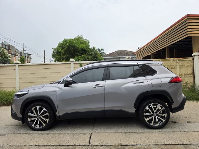 Toyota Corolla Cross 2022 1.8 Hybrid Premium Safety Modellista Utility-car ไฮบริด ไม่ติดแก๊ส เกียร์อัตโนมัติ เทา รูปที่ 4