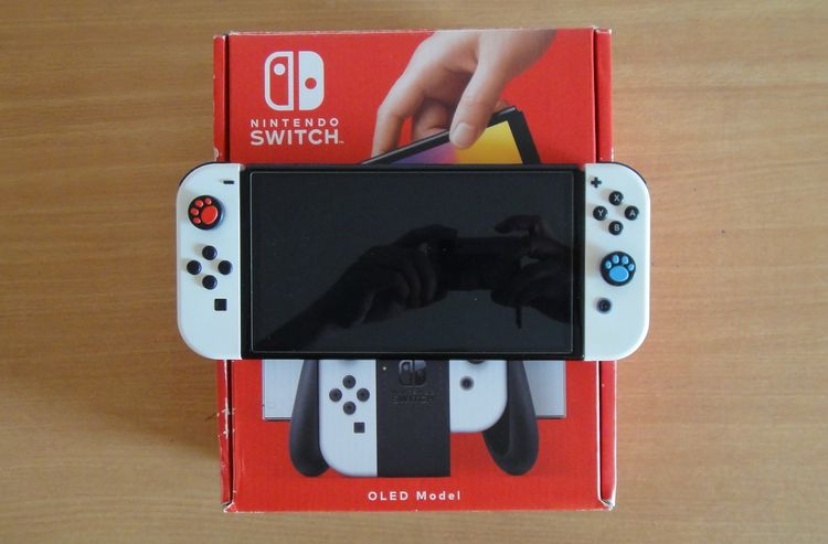 ขาย Nintendo Switch Console OLED White อุปกรณ์ครบกล่อง + Joy Pro Smash Bros. รูปที่ 2