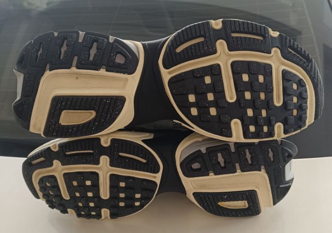 ขาย Nike V2K Run นิยม size44-280cm สภาพเหมือนใหม่ ของแท้ รูปที่ 7