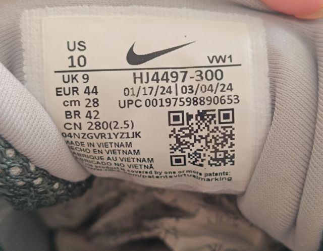 ขาย Nike V2K Run นิยม size44-280cm สภาพเหมือนใหม่ ของแท้ รูปที่ 10