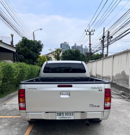 Toyota Hilux Vigo D4D 2005 รุ่นย่อยอื่นๆ Pickup ดีเซล เกียร์ธรรมดา เทา รูปที่ 2