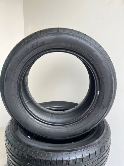 ยางรถยนต์ Yokohama BluEarth-XT AE61  215 60R17 96H (ERYYYY4623) 4 เส้น รูปที่ 2