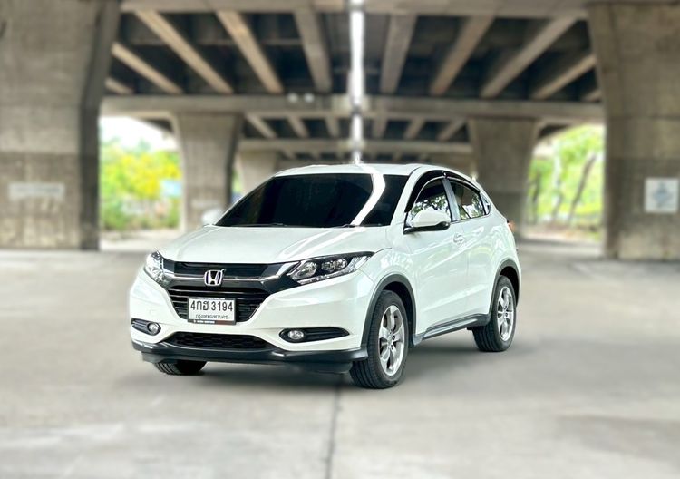 รถ Honda HR-V 1.8 E สี ขาว
