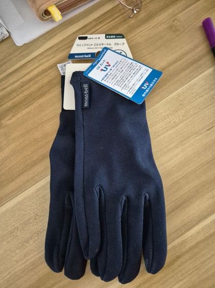 ถุงมือ Mont-bell Wickron ZEO Thermal Gloves