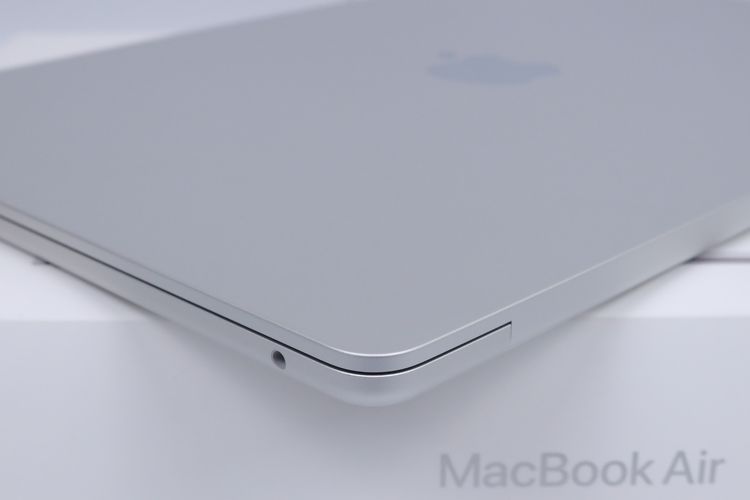 MacBook Air M4 15" 16.256GB รูปที่ 9