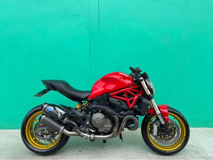 Ducati Monster821 สีแดงปี2015