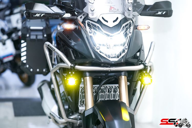 HONDA CB500X สีดำ ปี2022 วิ่ง 8,000km  ปี๊บ 3 ใบ โช้คÖHLINS สปอร์ตไลท์ แคชบาร์ แต่งครบๆพร้อมออกทริป ราคาสุดเล้าใจ รูปที่ 7