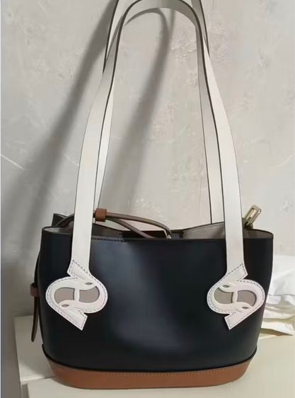 Twotwice Muse Bag กระเป๋าหนังแท้