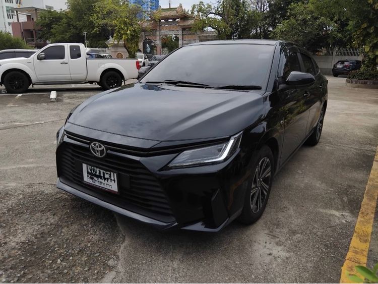 รถ Toyota Yaris ATIV 1.2 Sport สี เทา