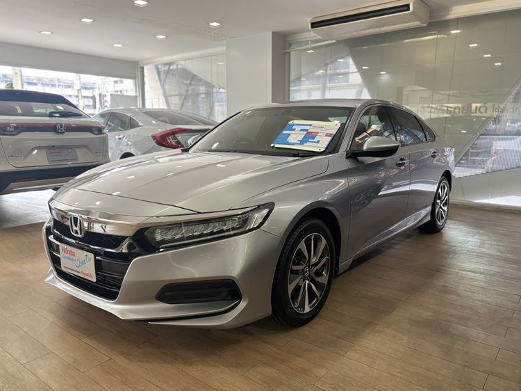 รถ Honda Accord 1.5 Turbo EL สี เทา