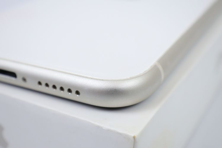 iPhone 11 64GB  รูปที่ 4