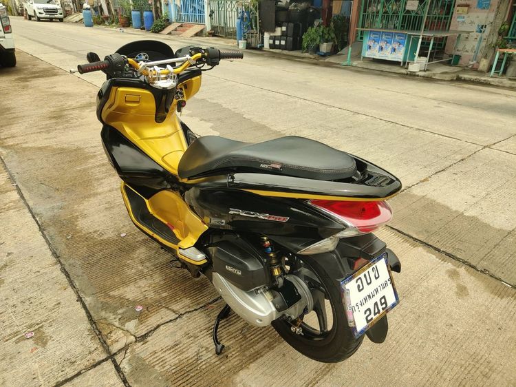 🛵ยังไงก็ขาย PCX 150 ปี 55 เครื่องดี สีสวย สตาร์ทมือ เล่มชุดโอนครบ+เปลี่ยนถ่ายน้ำมันเครื่องฟรี ขายตามสภาพ ไม่มีส่งฟรี รูปที่ 6