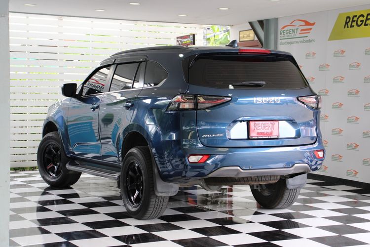 Isuzu MU-X 2023 1.9 ULTIMATE 2WD Utility-car ดีเซล ไม่ติดแก๊ส เกียร์อัตโนมัติ น้ำเงิน รูปที่ 4