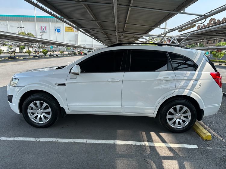 Chevrolet Captiva 2013 2.4 LSX Utility-car เบนซิน ไม่ติดแก๊ส เกียร์อัตโนมัติ ขาว รูปที่ 4