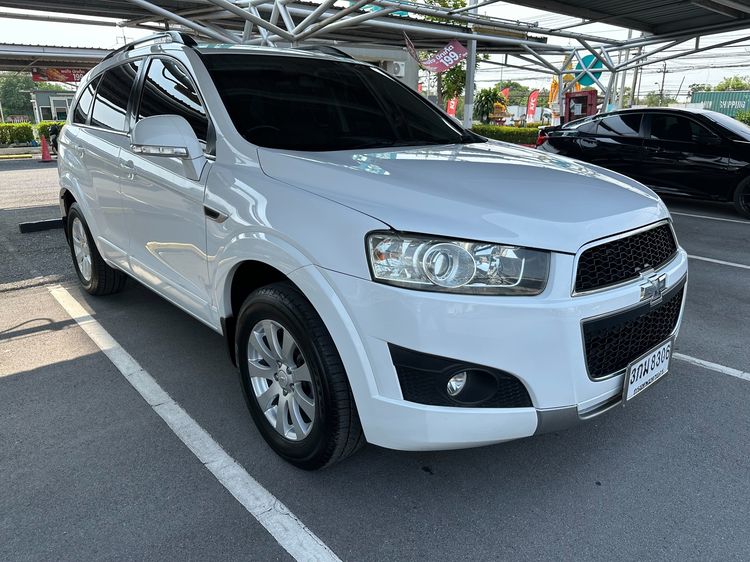 รถ Chevrolet Captiva 2.4 LSX สี ขาว