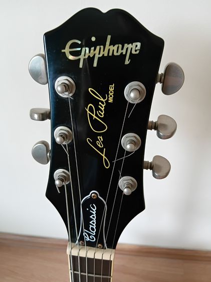 Epiphone Les Paul Classic พร้อมเคสไฟเบอร์อย่างดีคู่ตัว มีลูกกุญแจครบ (ลดราคาสุดๆ) รูปที่ 12