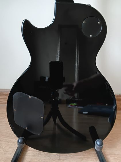 Epiphone Les Paul Classic พร้อมเคสไฟเบอร์อย่างดีคู่ตัว มีลูกกุญแจครบ (ลดราคาสุดๆ) รูปที่ 8