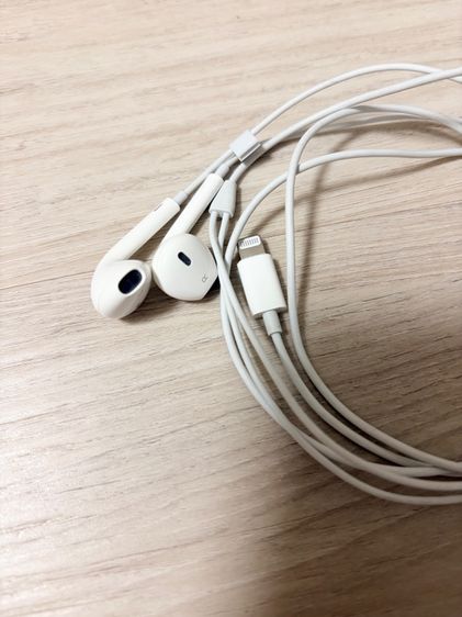 หูฟังไอโฟนของแท้ Apple EarPods Lighting รูปที่ 3