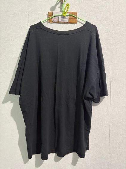 เสื้อตัวใหญ่ลายนักร้อง รูปที่ 2