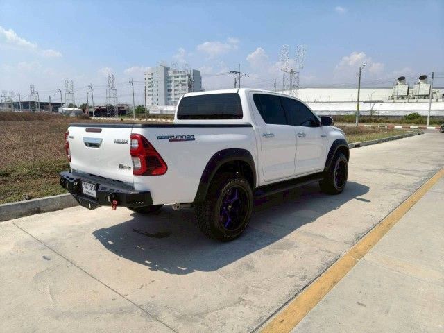 Toyota Hilux Revo 2021 2.4 Prerunner Mid Pickup ดีเซล เกียร์อัตโนมัติ ขาว รูปที่ 2