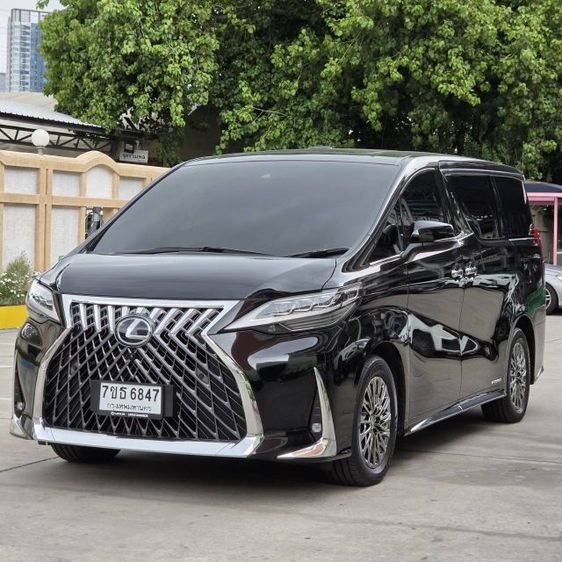 รถ Lexus LM300h Executive 4-Seater สี ดำ