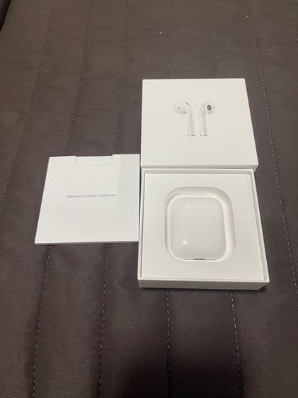 Apple Airpods 2 with charging case รุ่นที่2