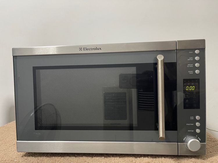 ไมโครเวฟ 30ลิตร Electrolux  รุ่น EMS3027X