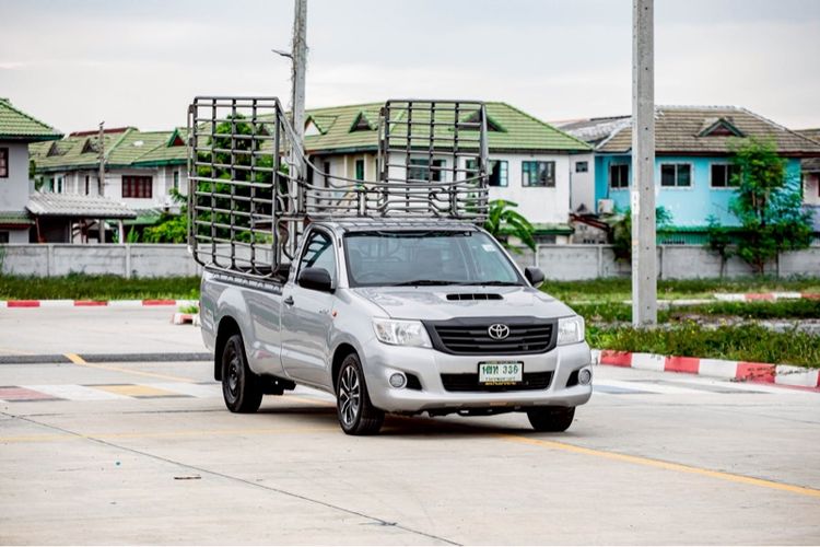 Toyota Hilux Vigo 2015 2.5 Single J Pickup ดีเซล ไม่ติดแก๊ส เกียร์ธรรมดา เทา รูปที่ 2