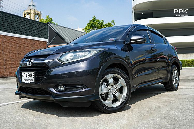 รถ Honda HR-V 1.8 E สี เทา