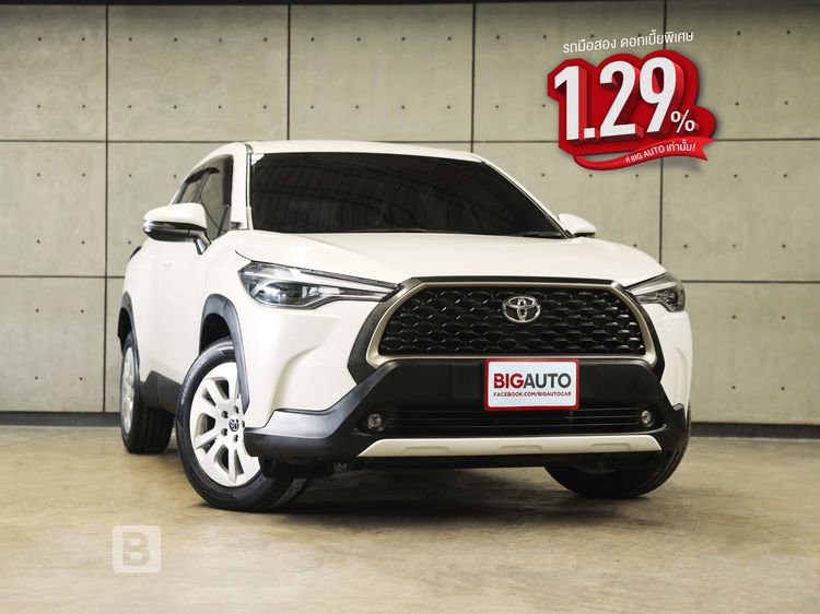 รถ Toyota Corolla Cross 1.8 Sport Plus สี ขาว