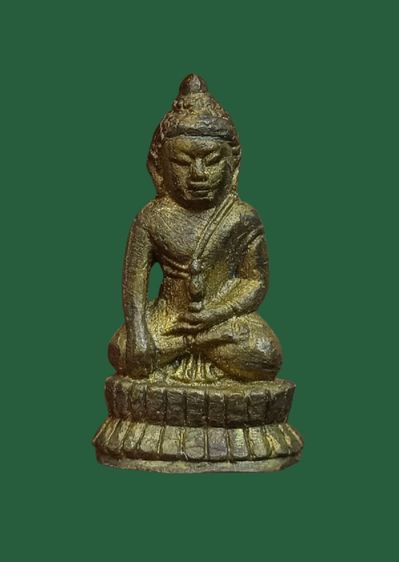 พระชัยวัฒน์สวยมาก