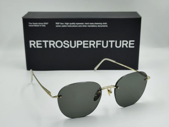 Super by Retrosuperfuture Lou Black

SP-43C  รูปที่ 6