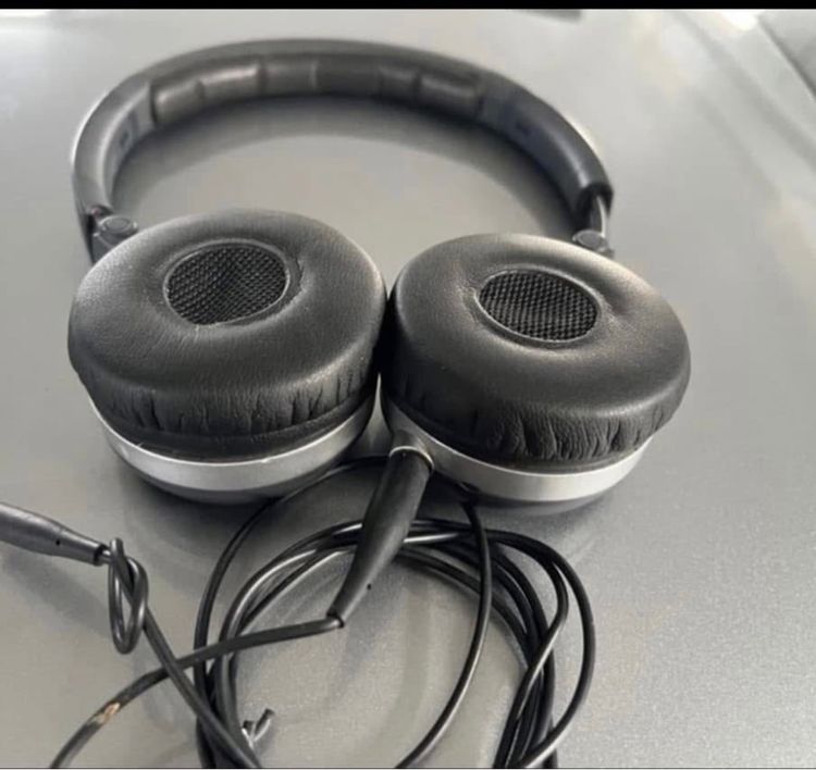 AKG  หูฟัง รูปที่ 3