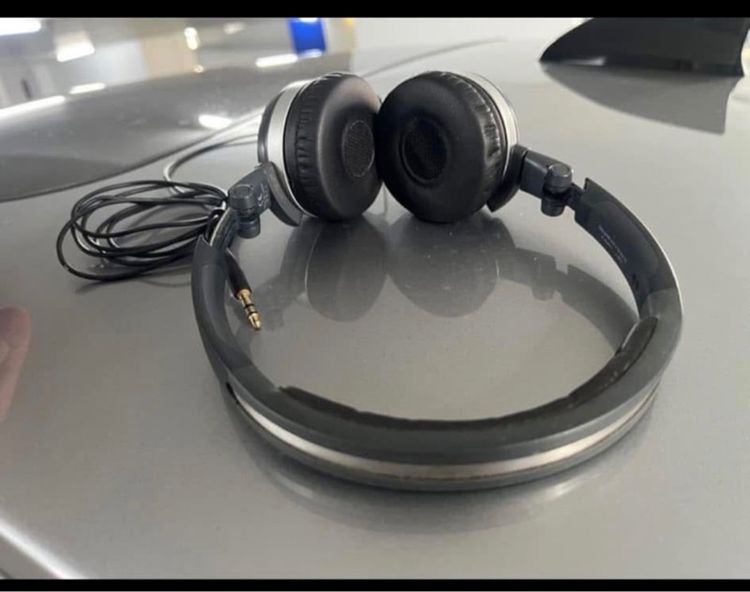AKG  หูฟัง รูปที่ 2