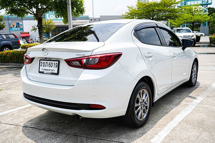 Mazda Mazda 2 2022 1.3 C Sedan เบนซิน ไม่ติดแก๊ส เกียร์อัตโนมัติ เทา รูปที่ 4