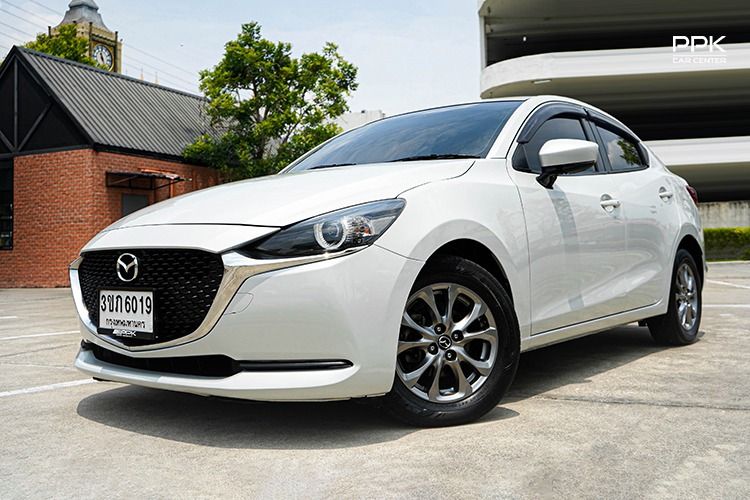 รถ Mazda Mazda 2 1.3 C สี เทา