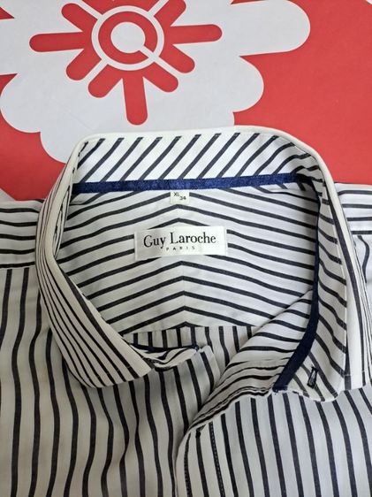เสื้อเชิ้ตแขนยาวสีขาวลายริ้วทางดำ แบรนด์ Guy Laroche‼️ รูปที่ 4