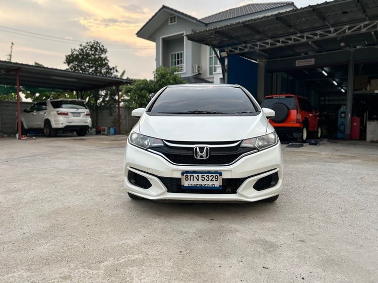 Honda Jazz 2019 1.5 S i-VTEC Sedan เบนซิน ไม่ติดแก๊ส เกียร์อัตโนมัติ ขาว