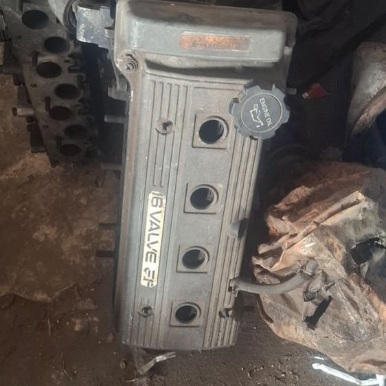 ฝาสูบ. Toyota เครื่อง. 4 A.  16 VALVE