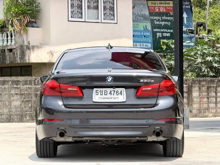 BMW Series 5 2019 530e Sedan ปลั๊กอินไฮบริด (PHEV) ไม่ติดแก๊ส เกียร์อัตโนมัติ เทา รูปที่ 4
