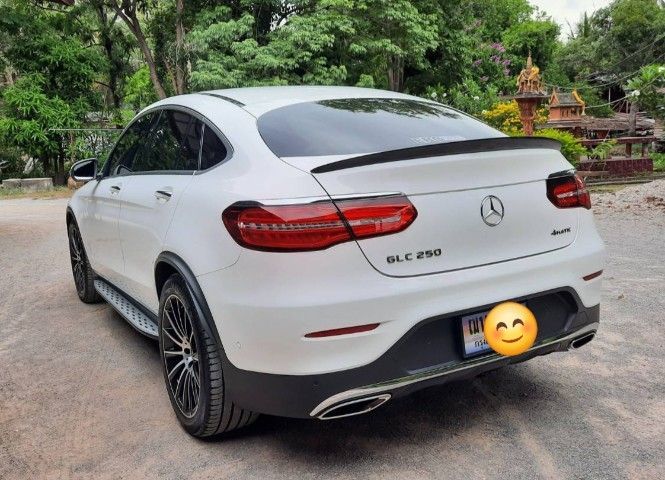Mercedes-Benz GLC-Class 2019 GLC250 Sedan เบนซิน ไม่ติดแก๊ส เกียร์อัตโนมัติ ขาว รูปที่ 3