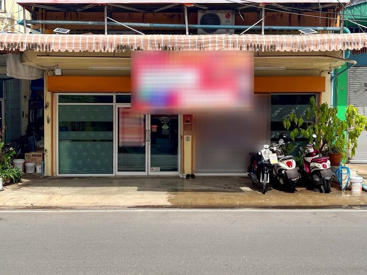 ให้เช่าอาคารพาณิชย์ 4 ชั้น 2 คูหา ต.แม่กลอง  ทำเลดีแหล่งค้าขาย ใกล้ บขส.สมุทรสงคราม