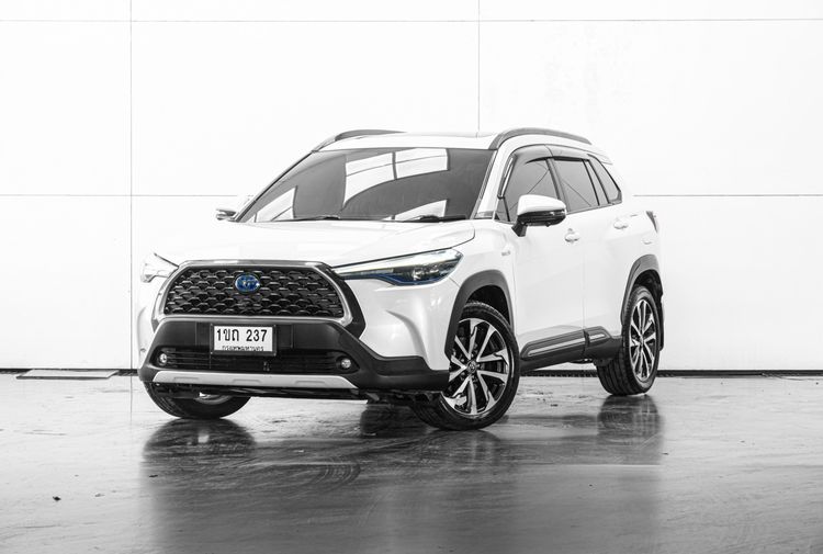 รถ Toyota Corolla Cross 1.8 Hybrid Premium Safety Modellista สี ขาว