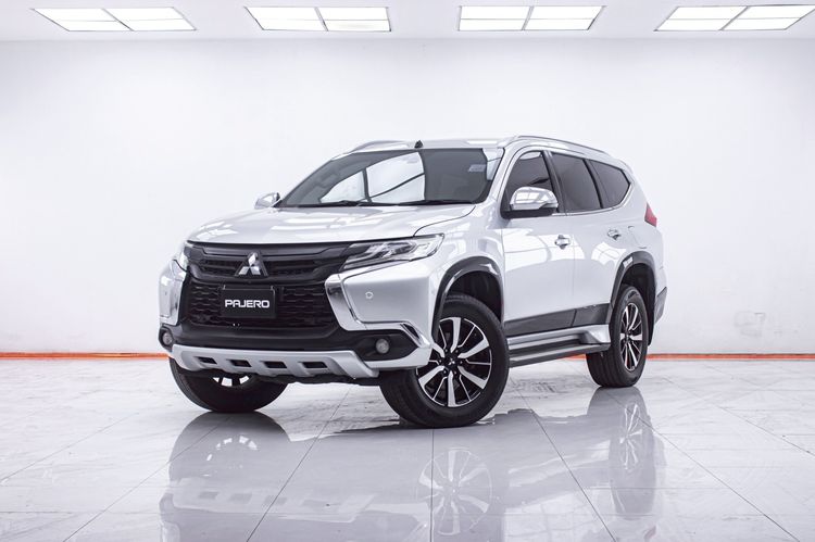 รถ Mitsubishi Pajero Sport 2.4 GT Premium 4WD สี เทา