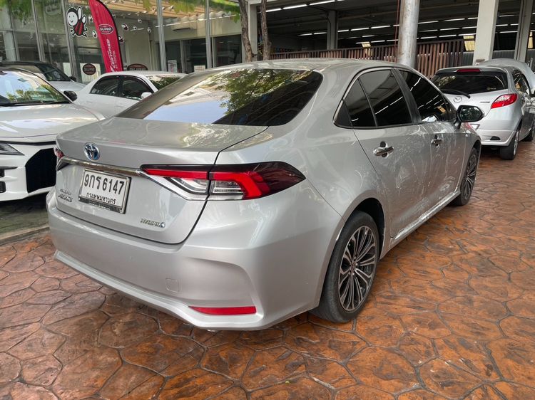Toyota Altis 2019 1.8 Hybrid High Sedan ไฮบริด ไม่ติดแก๊ส เกียร์อัตโนมัติ เทา รูปที่ 4